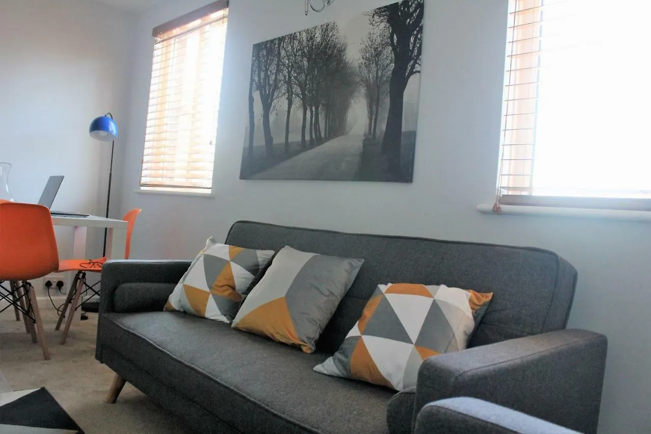 Golf Club House Free Multi Space Parking Bath